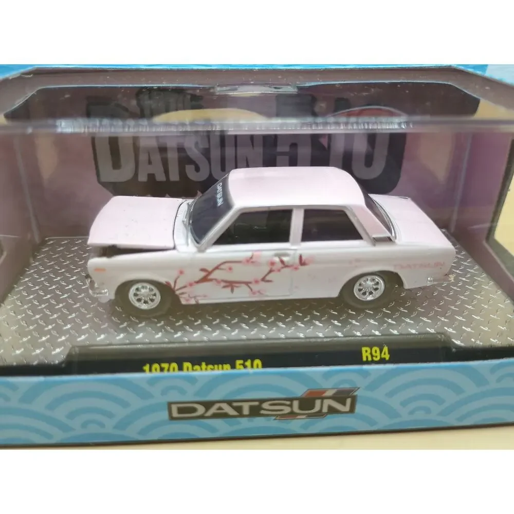 1/64th M2 Machines Detroit Muscle R94 1970 Datsun 510